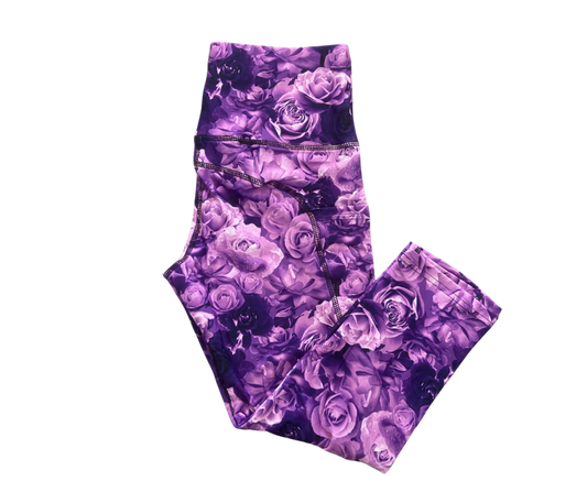 Purple rose thigh pocket Capri leggings