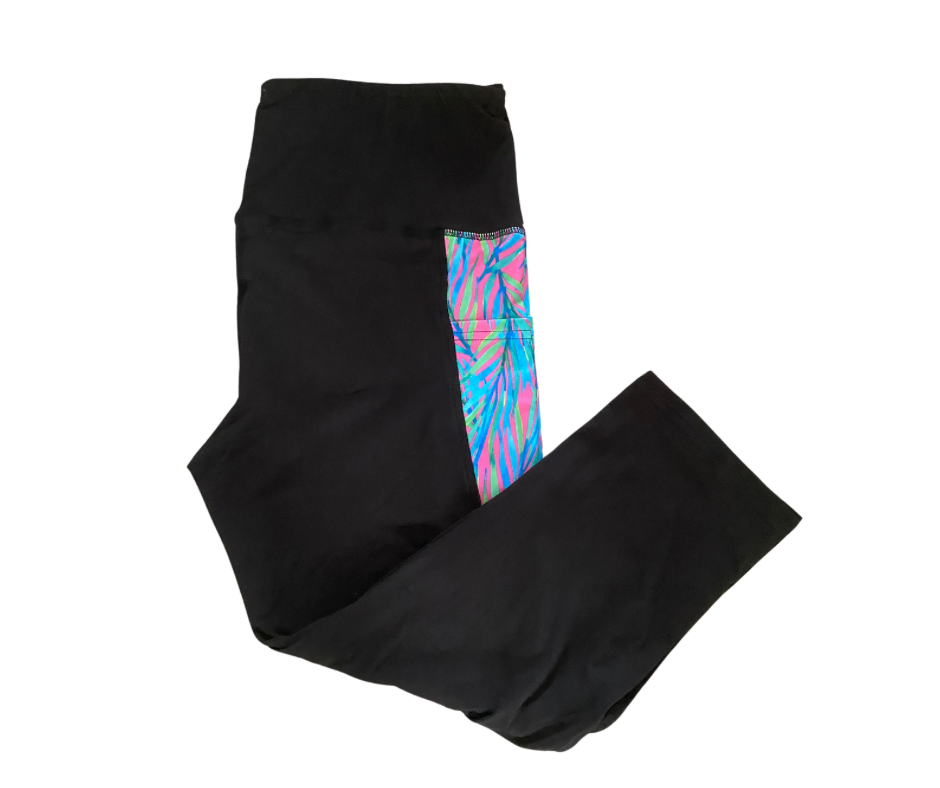 Reed Capri Triangle Pocket Leggings