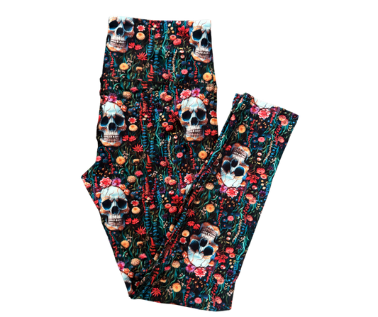 Skull Garden full length thigh pocket leggings