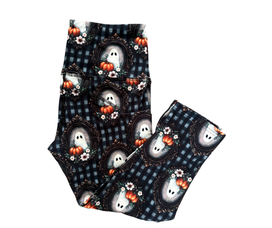 Ghost Mirror Capri thigh pocket leggings