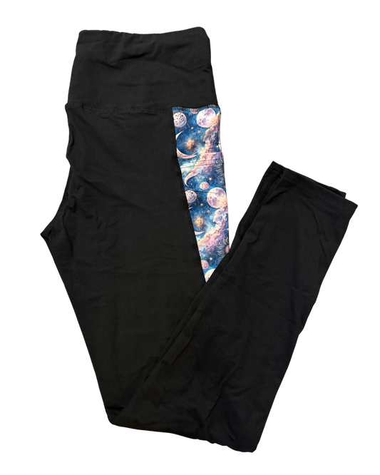 Celestial Dreams full length triangle pocket leggings