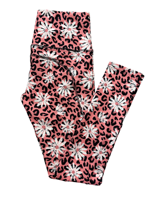 Daisy Gone Wild full length thigh pocket leggings