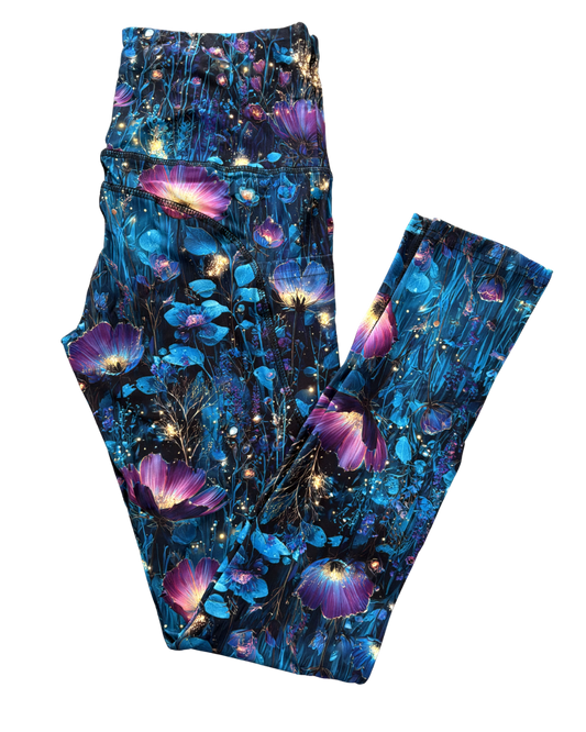 Twilight Petals full length thigh pocket leggings