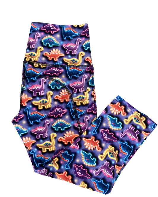 Jurassic Pop Capri thigh pocket leggings