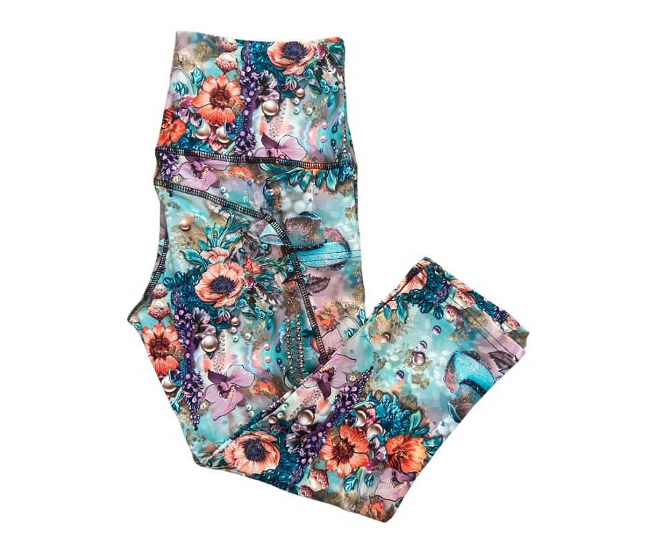 Boho Cowgirl thigh pocket Capri leggings