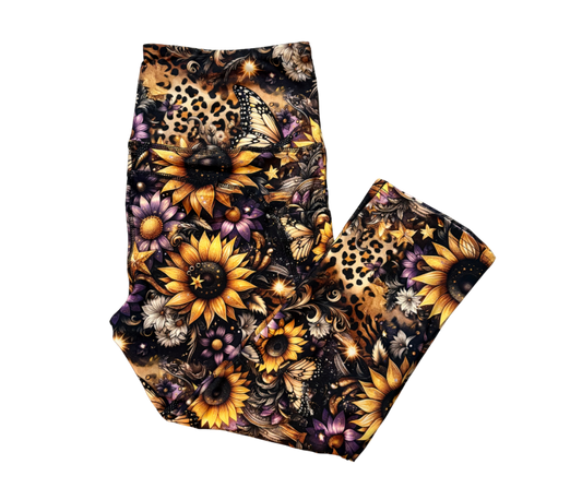 Bloom & Roam thigh pocket Capri leggings