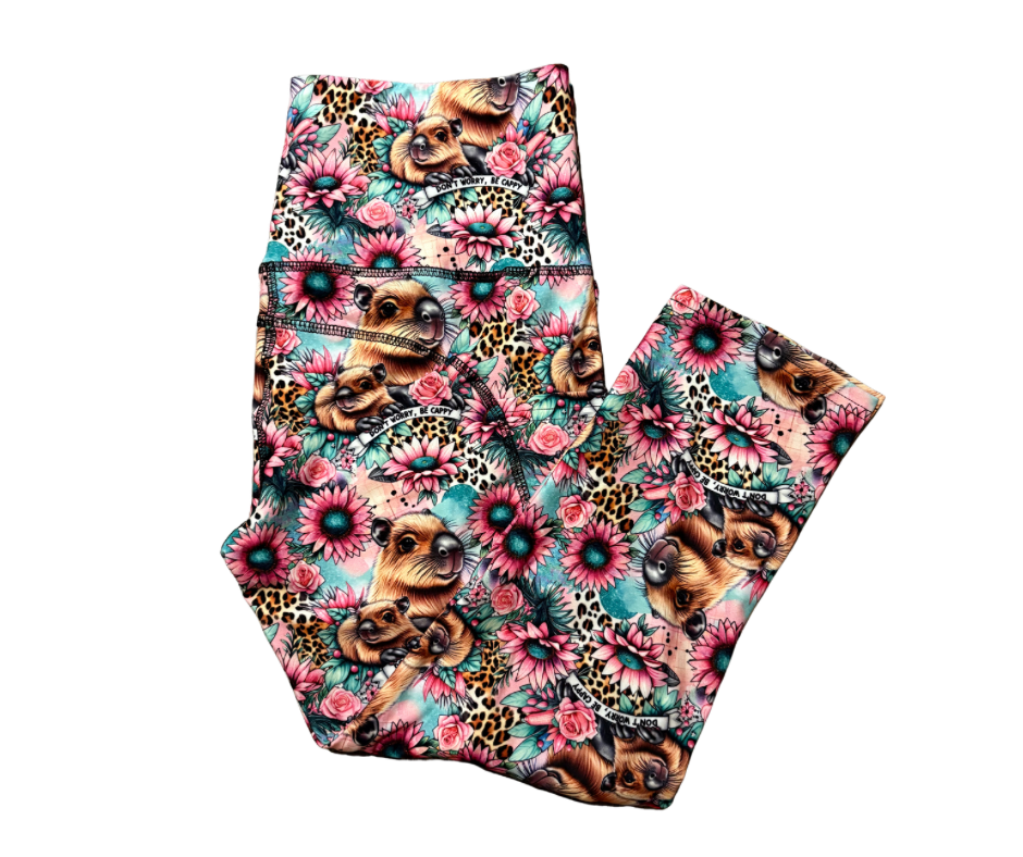 Don’t Worry Be Cappy thigh pocket Capri leggings