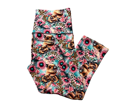 Don’t Worry Be Cappy thigh pocket Capri leggings