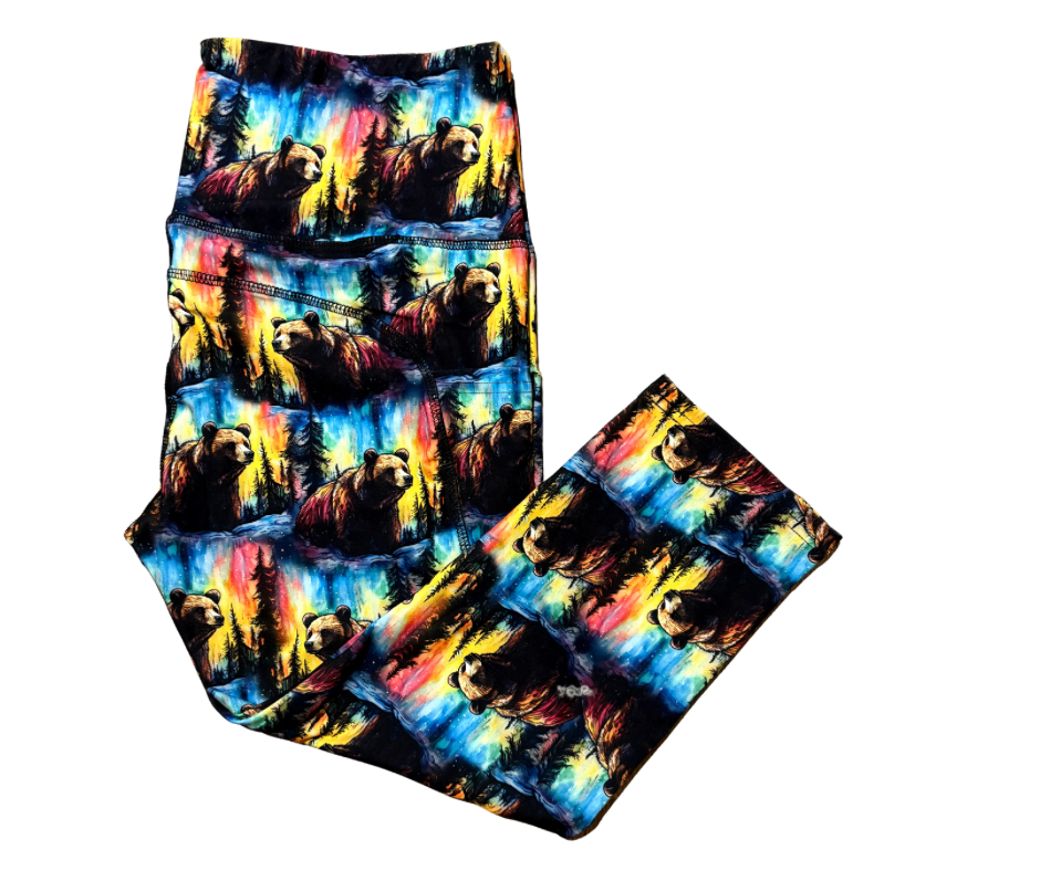 Aurora Bear thigh pocket Capri leggings
