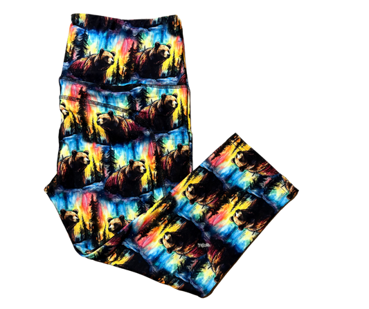 Aurora Bear thigh pocket Capri leggings