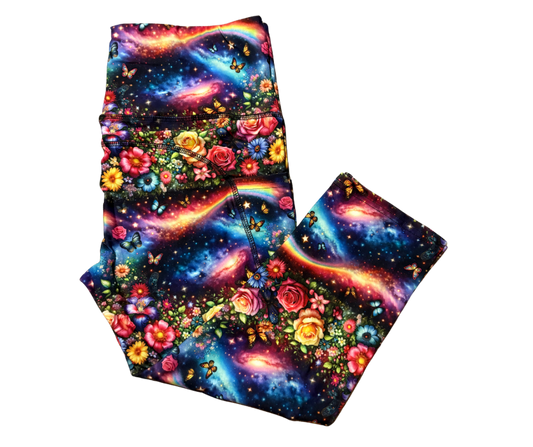 Celestial Bloom thigh pocket Capri leggings
