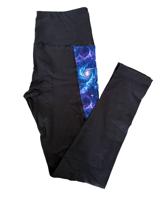 Cosmic Dreams full length triangle pocket leggings