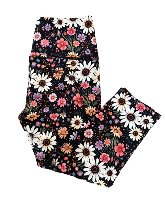 Wildflower Whimsy thigh pocket Capri leggings