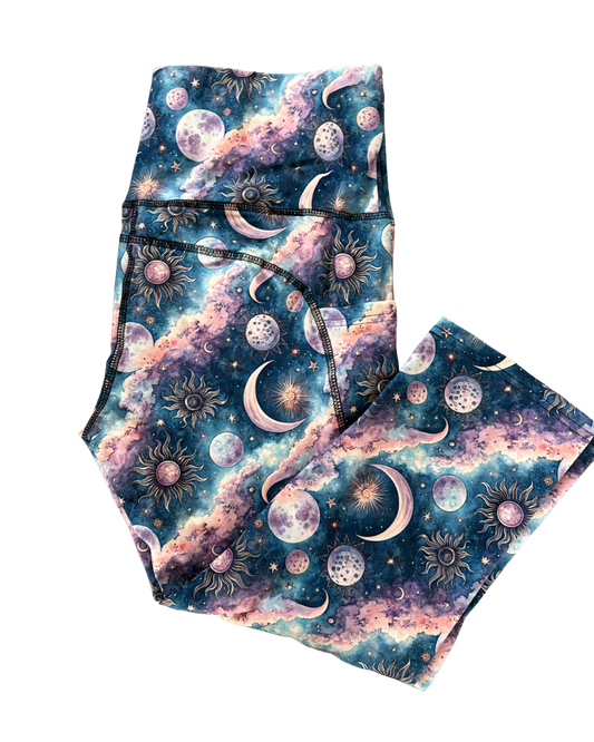 Celestial Dreams thigh pocket Capri leggings