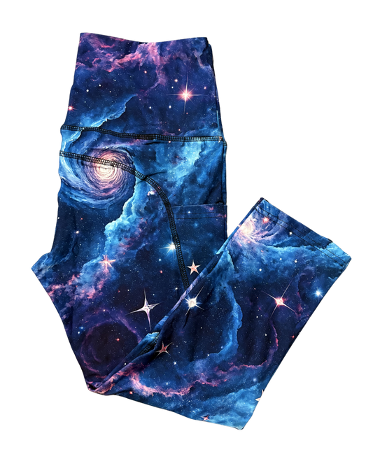 Cosmic Dreams capri thigh pocket leggings